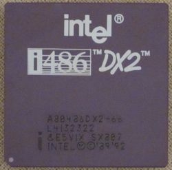 i486DX2 66MHz top view (486 socket)