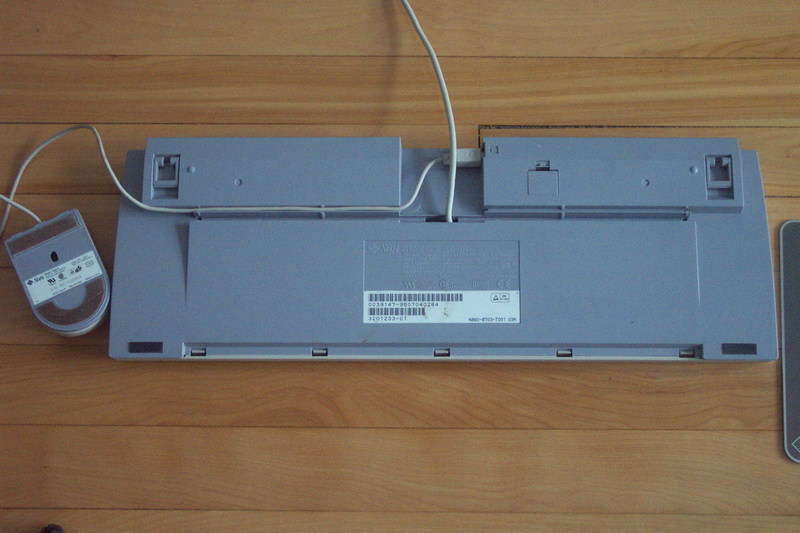 Sun Keyboard Type 5c + Optical Mouse Type 5